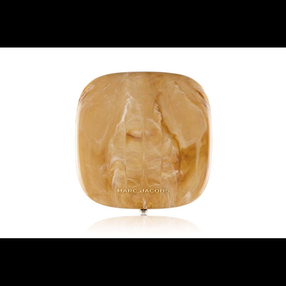 Marc Jacobs Café omega x three